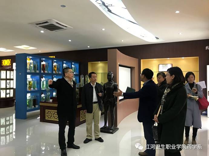 说明: https://mmbiz.qpic.cn/mmbiz_png/eVYgWBjNaPB0TA3RpMM2Qiba7H7SjO7wZDfJ2OJNicHiccT3j6RjVB6ErSusua4gUE0rYQoQsNdhL6rOaiaCsHLjPQ/640?wx_fmt=png